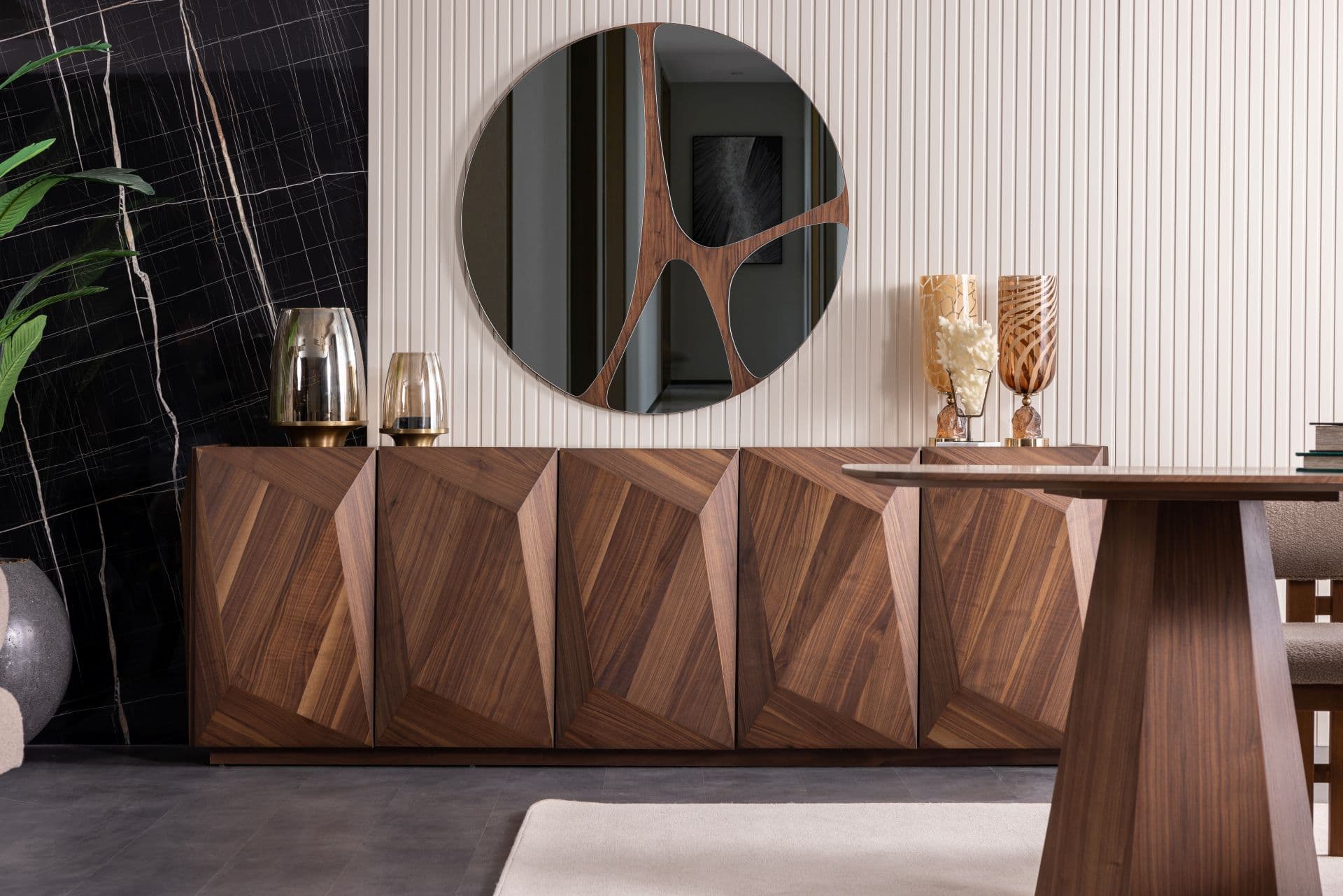 Carizma Walnut